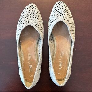 TOMS Jutti Neat Flat in Taupe womens size 7.5